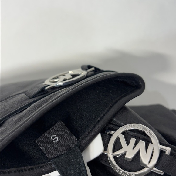 Michael Kors black 
Genuine Leather with Logo Gloves with Touch Tips S - Picture 9 of 10